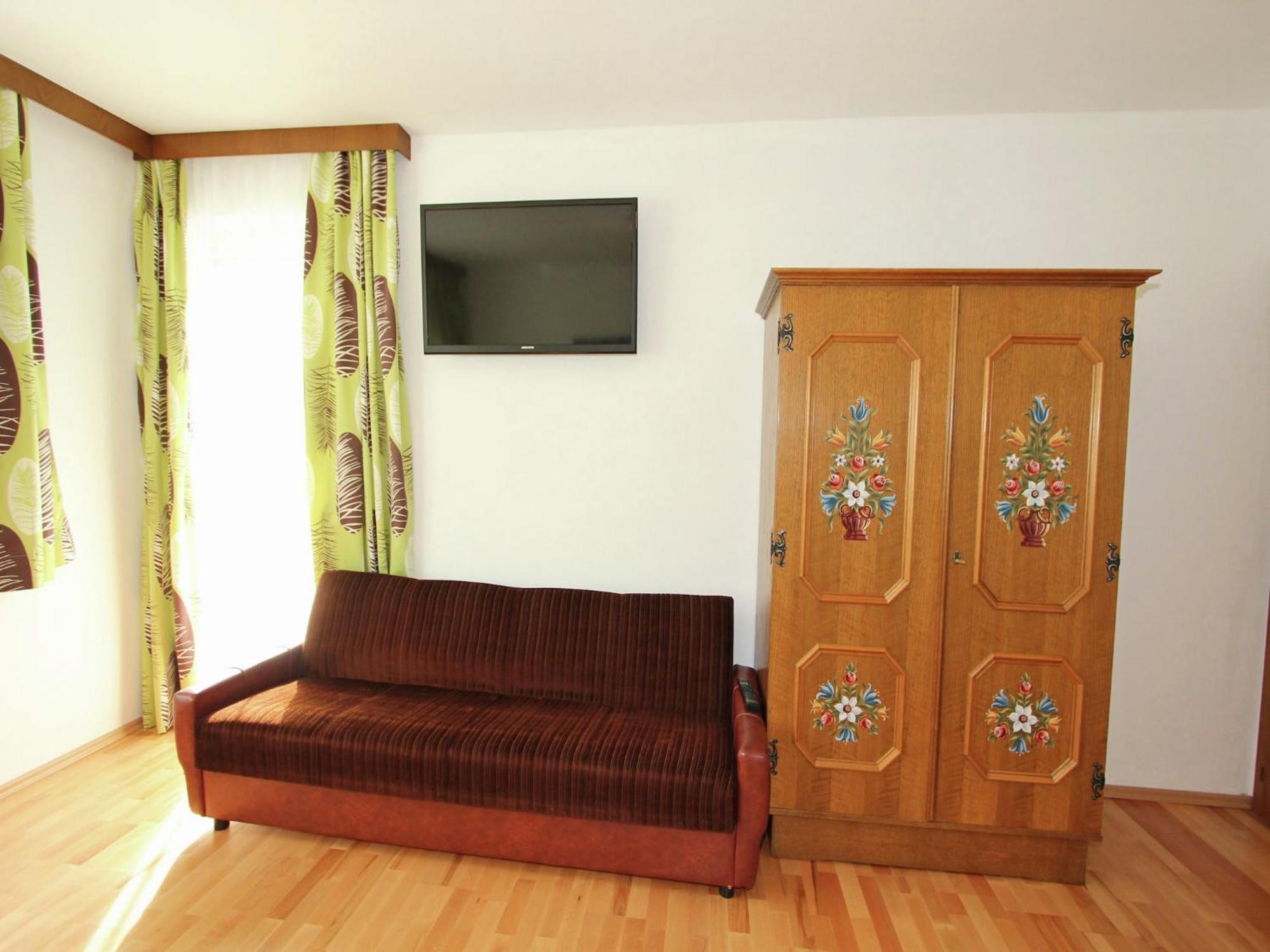 Cozy Apartment In Aschau Im Zillertal Near Ski Lift エクステリア 写真