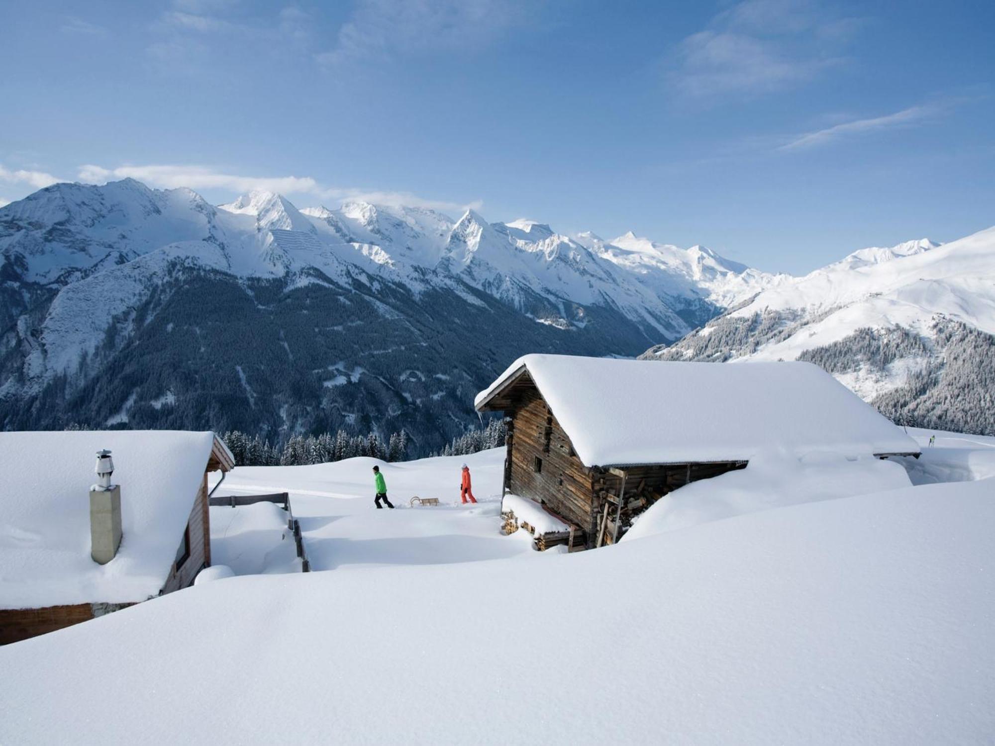 Cozy Apartment In Aschau Im Zillertal Near Ski Lift エクステリア 写真